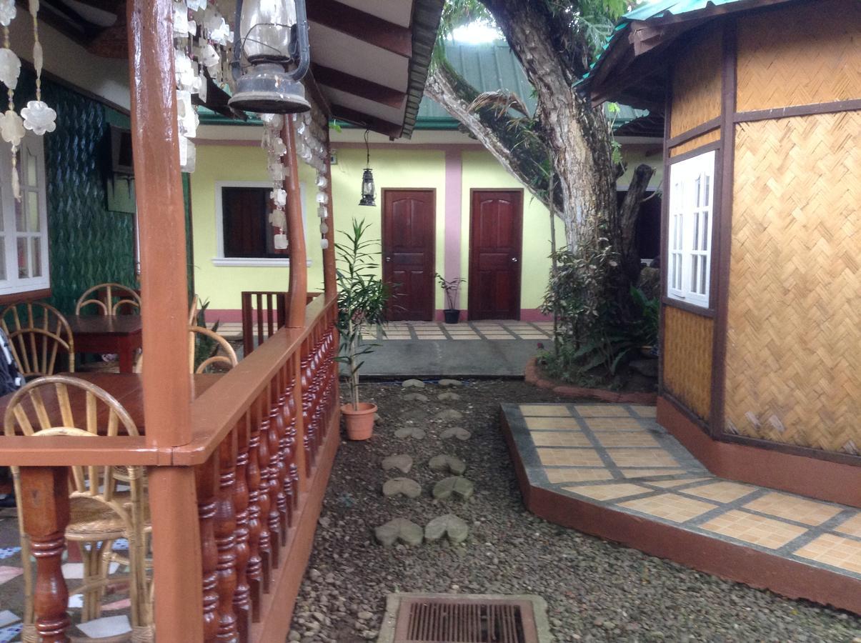 Tia Mers pensión Puerto Princesa Exterior foto
